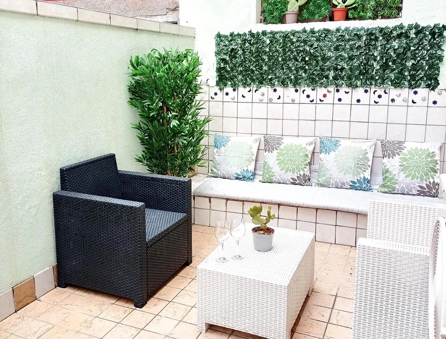 Briani Courtyard Apartment location